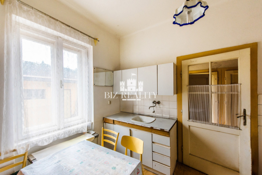 Na predaj RD v Trenčíne blízko centra, pozemok 647m2, ulica Záhradnícka