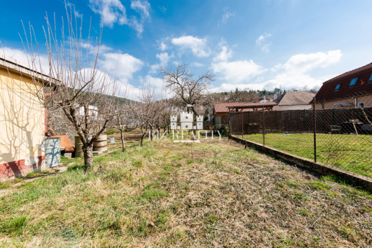 Na predaj RD v Trenčíne blízko centra, pozemok 647m2, ulica Záhradnícka