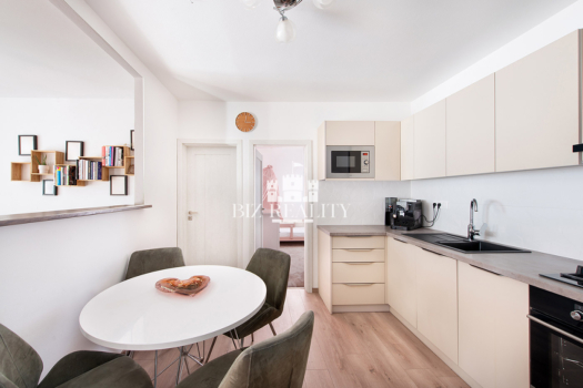 Na predaj 4-izbový byt, kompletná rekonštrukcia, Trenčín