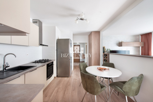 Na predaj 4-izbový byt, kompletná rekonštrukcia, Trenčín