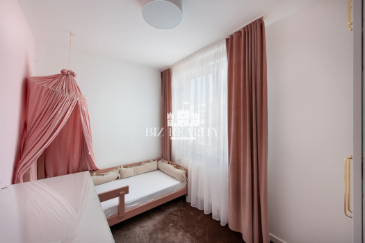 Na predaj 4-izbový byt, kompletná rekonštrukcia, Trenčín