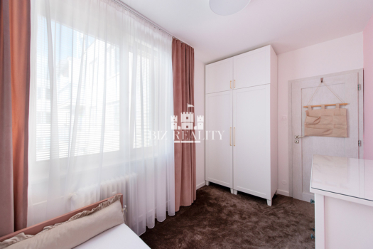 Na predaj 4-izbový byt, kompletná rekonštrukcia, Trenčín