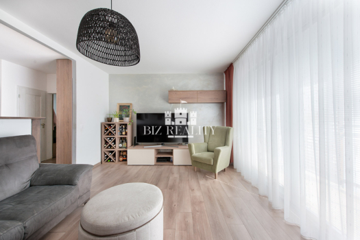 Na predaj 4-izbový byt, kompletná rekonštrukcia, Trenčín