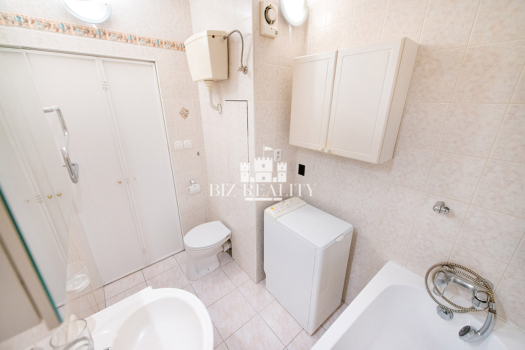 NA PREDAJ priestranný 3-izbový byt, ulica Soblahovská, Trenčín