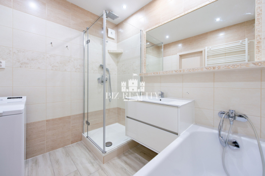 NA PREDAJ 4 izbový byt, kompletná rekonštrukcia, Trenčín