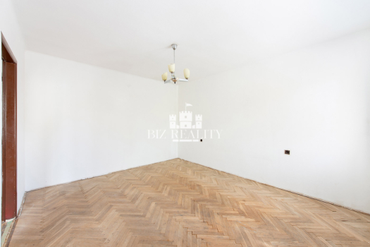 NA PREDAJ slnečný 2i byt (57 m²) s víziou 3 izieb a maximálnym súkromím na Dlhých Honoch, Trenčín
