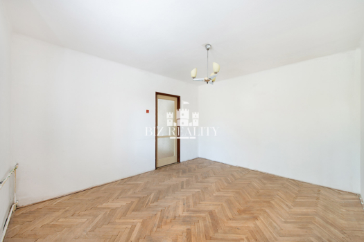 NA PREDAJ slnečný 2i byt (57 m²) s víziou 3 izieb a maximálnym súkromím na Dlhých Honoch, Trenčín