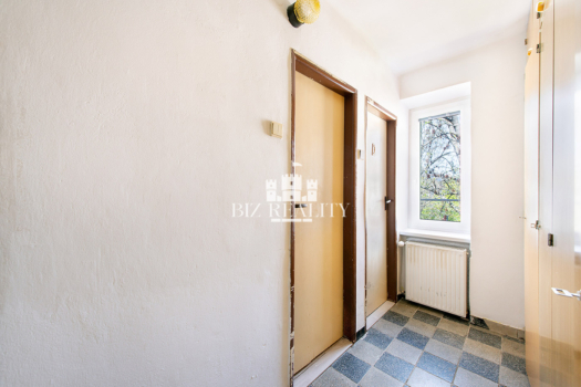 NA PREDAJ slnečný 2i byt (57 m²) s víziou 3 izieb a maximálnym súkromím na Dlhých Honoch, Trenčín