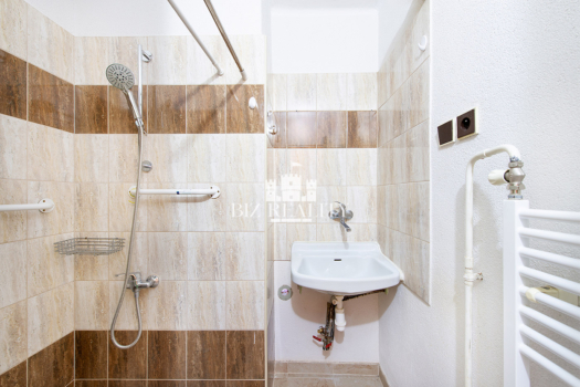 NA PREDAJ slnečný 2i byt (57 m²) s víziou 3 izieb a maximálnym súkromím na Dlhých Honoch, Trenčín