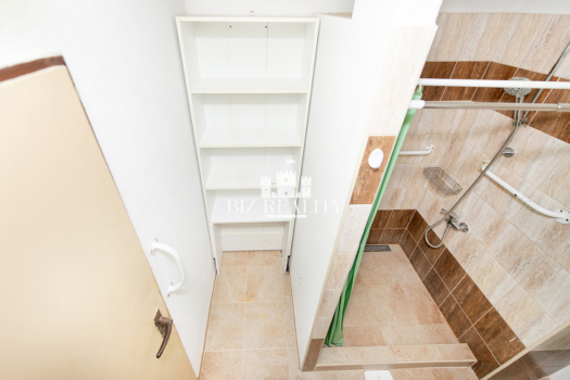 NA PREDAJ slnečný 2i byt (57 m²) s víziou 3 izieb a maximálnym súkromím na Dlhých Honoch, Trenčín