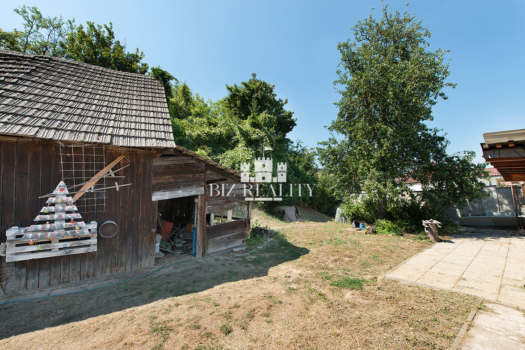 NA PREDAJ rodinný dom | Ivanovce