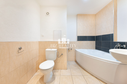 NA PREDAJ | slnečný 3 izbový byt s balkónom | Trenčín