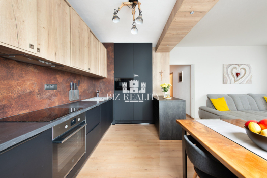 ZARIADENÝ 3-IZBOVÝ BYT V NOVOSTAVBE | 70 m² | BALKÓN | ZLATOVSKÁ